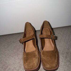 Steve Madden Tan Mary Jane Flats